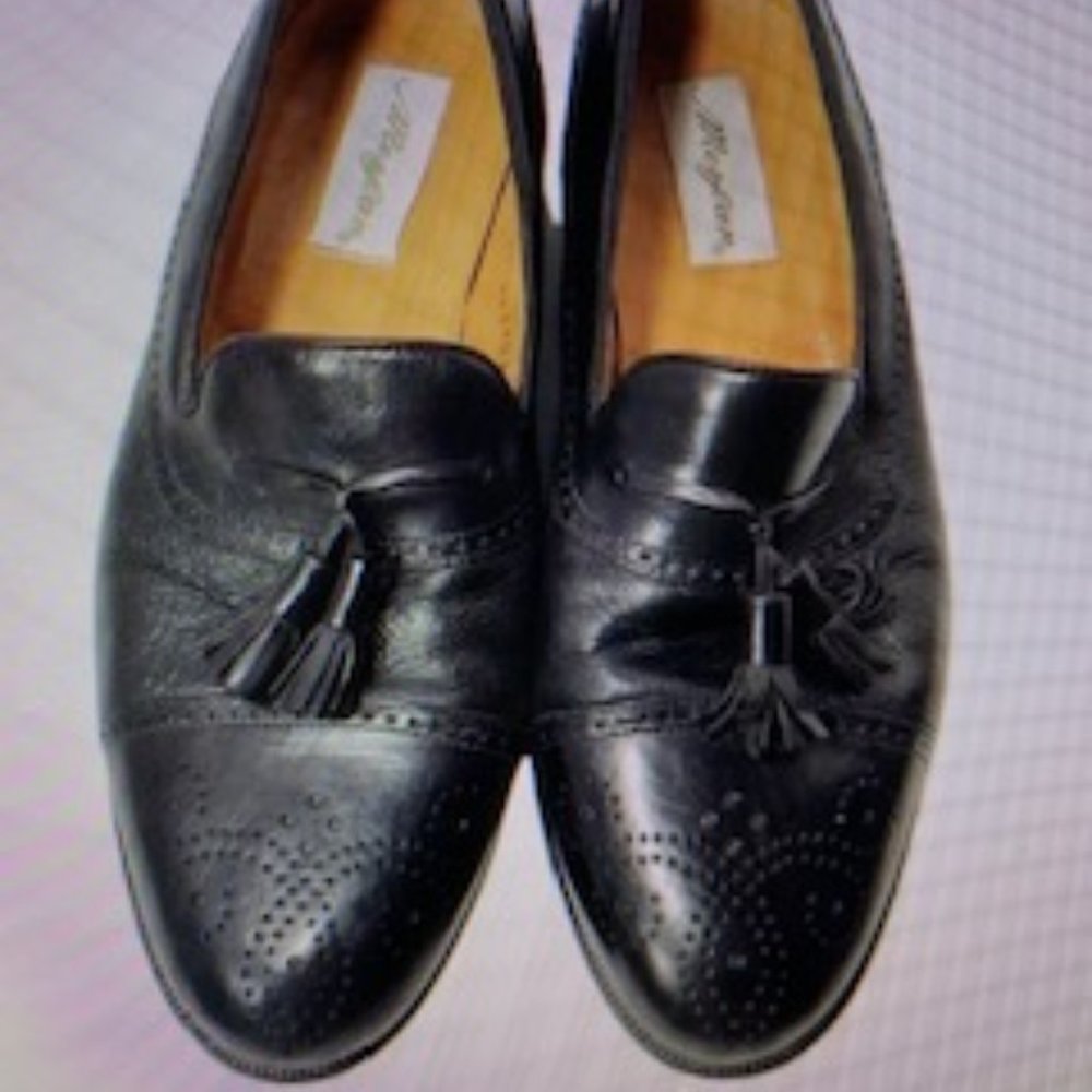 MEZLAN GORGEOUS TASSLE LOAFERS